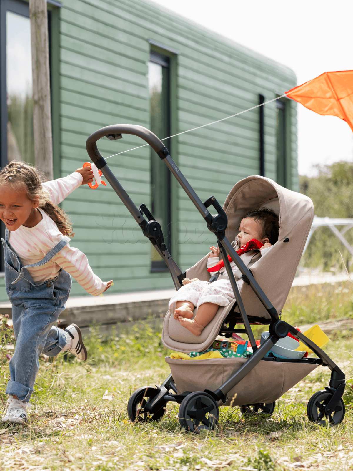 Реверсионный прогулочный блок для коляски JOOLZ Aer2 SPACE BLACK Реверсионный прогулочный блок для коляски JOOLZ Aer2 SPACE BLACK