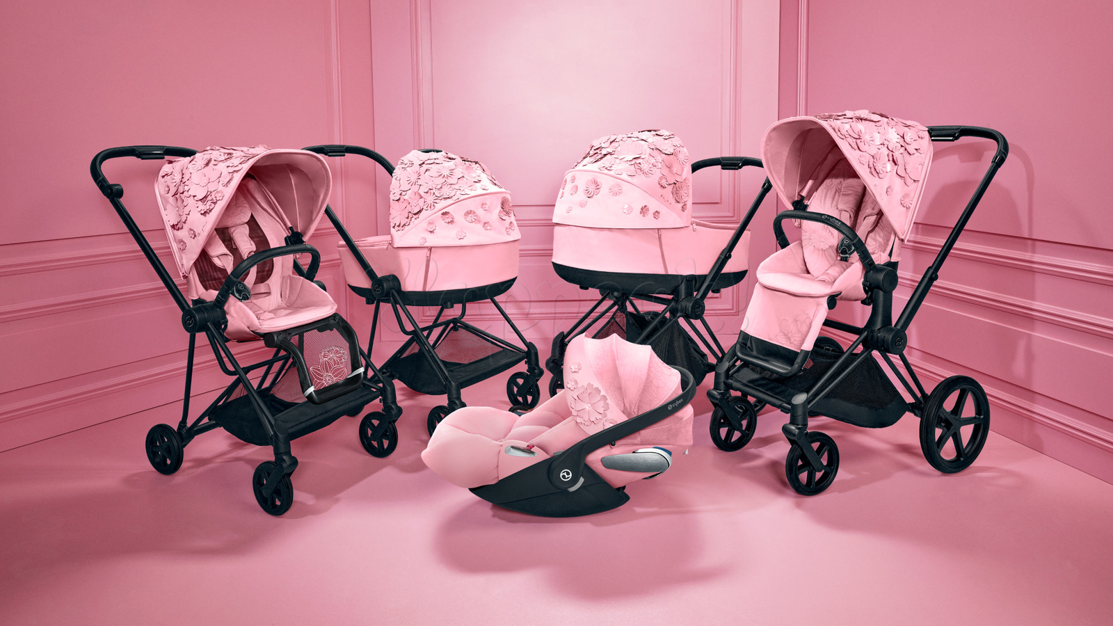 Автокресло CYBEX CLOUD Z i-SIZE FE SIMPLY FLOWERS PINK